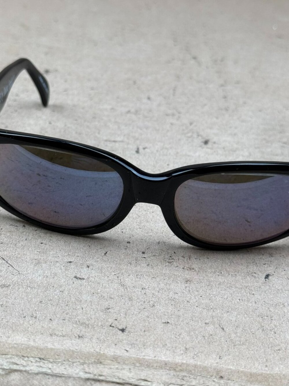 Dakota Blues by Dakota Smith Men's Black Sunglasses 6001 - Minor Scratches